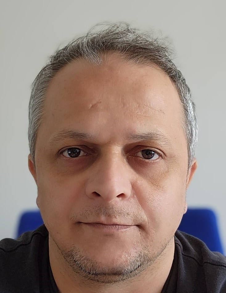 Dr. Ahmet Albayrak